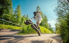 Čisti električni skuter